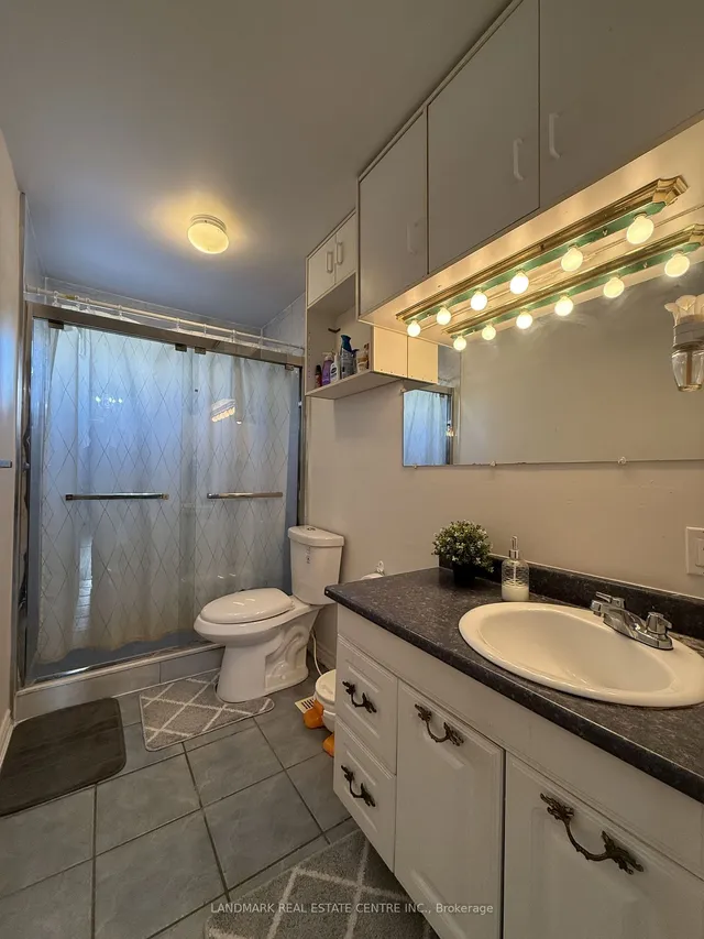 Additional image 12 of 19 Guildford Cres