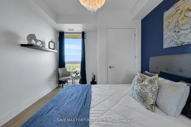 Additional image 16 of 100 John St Unit 2109