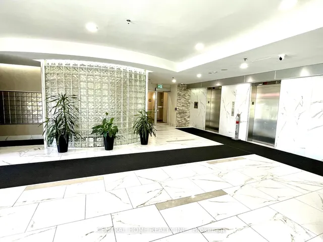 Additional image 8 of 2550 Lawrence Ave Unit 309