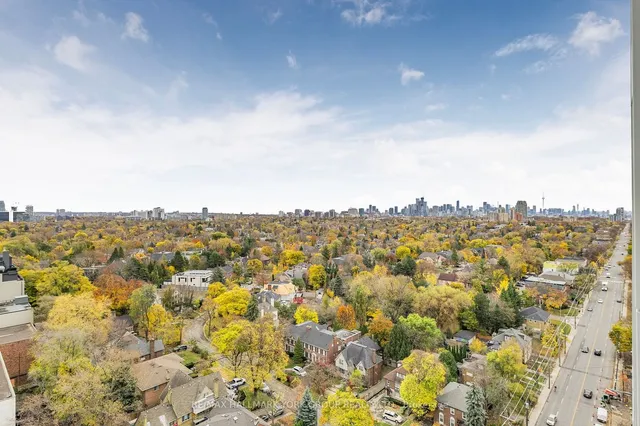 Additional image 10 of 2020 Bathurst St Unit PH 16