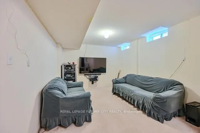 Additional image 33 of 269 Brussels Ave