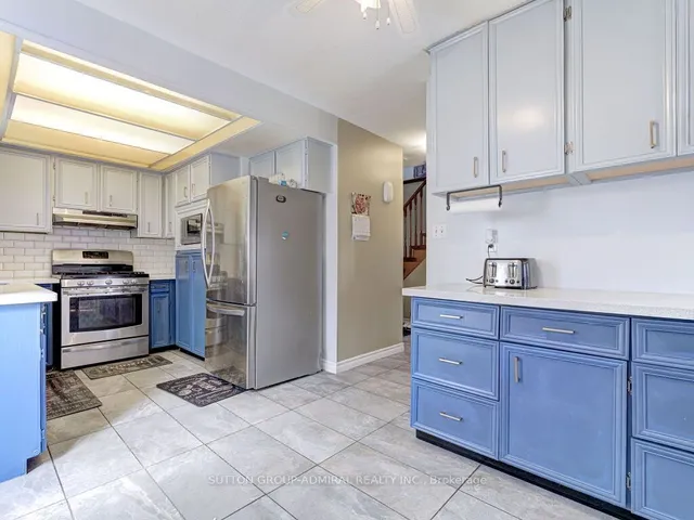 Additional image 20 of 92 Simmons Blvd