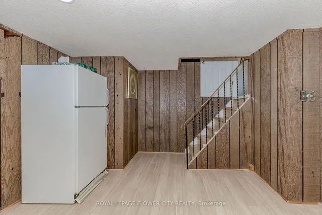 Additional image 27 of 2 Alexandria Cres