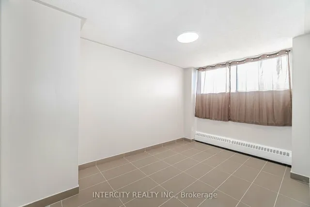 Additional image 17 of 4673 Jane St Unit 609