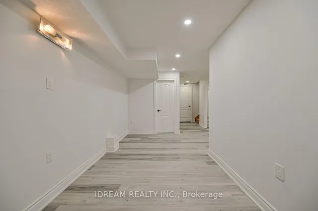 Additional image 27 of 24 Mannel Cres