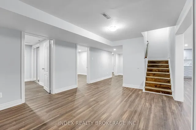 Additional image 26 of 7 Panorama Cres