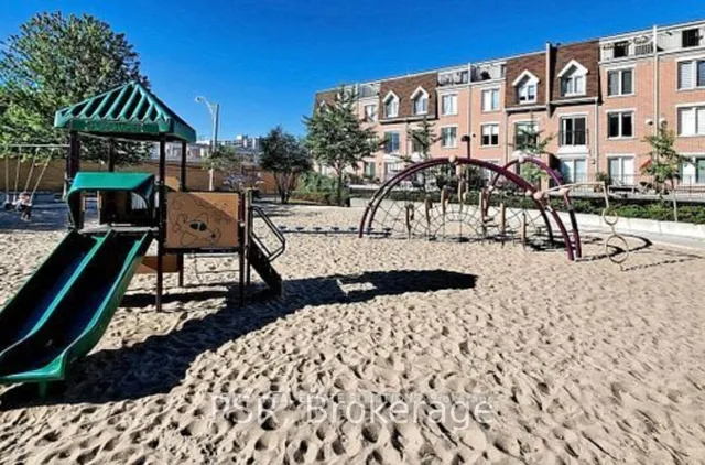 Additional image 24 of 38 Joe Shuster Way Unit 201