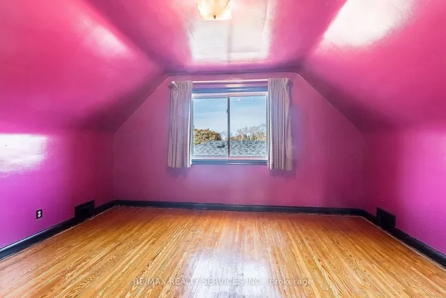 Additional image 20 of 19 Mulgrove Dr