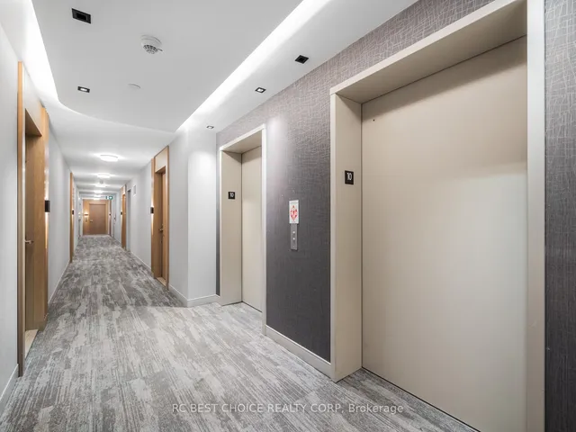 Additional image 4 of 65 Annie Craig Dr Unit 1008