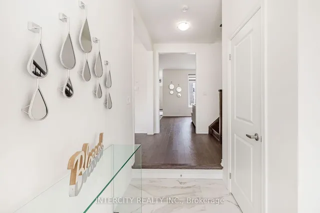 Additional image 5 of 54 Moorcroft Pl