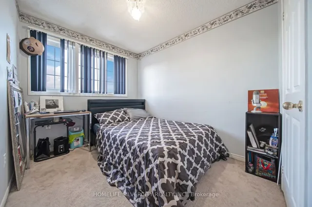 Additional image 25 of 63 Olympia Cres