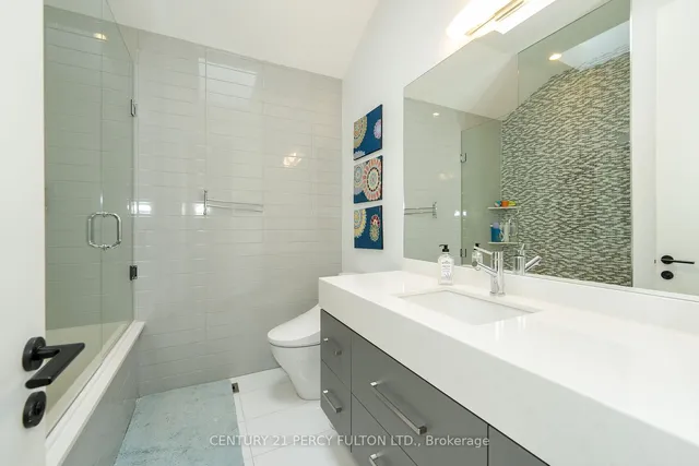 Additional image 20 of 323 Douglas Ave