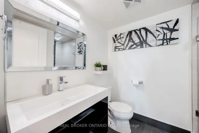 Additional image 16 of 235 Sherway Gardens Rd Unit 1504