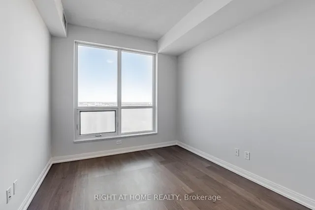 Additional image 18 of 255 Village Green Sq Unit 3108
