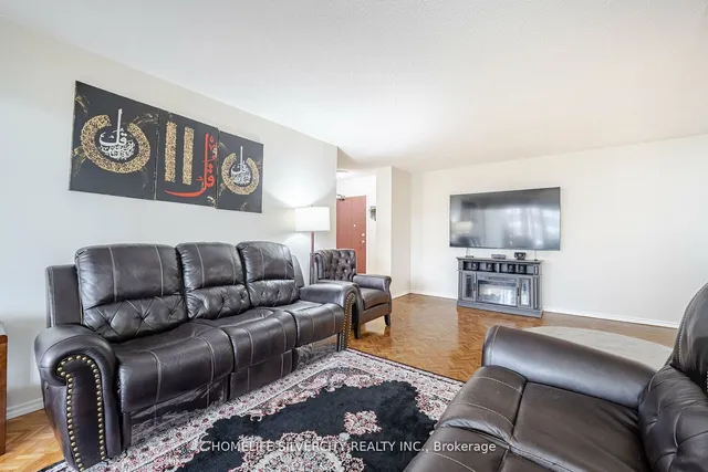 Additional image 10 of 5 Lisa St Unit 1512