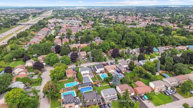 Additional image 6 of 34 Lorraine Cres