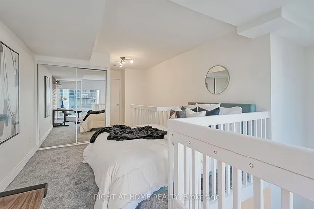 Additional image 12 of 1029 King St Unit 809