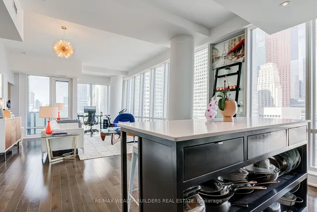 Additional image 4 of 8 The Esplanade Unit 2105