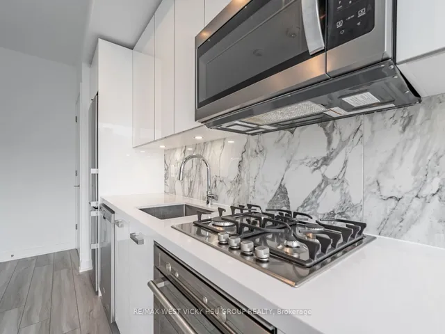 Additional image 10 of 458 Richmond St Unit 806