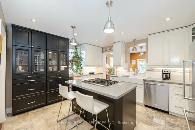 Additional image 14 of 73 Wellington St