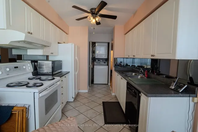 Additional image 7 of 12 Laurelcrest St Unit 1112