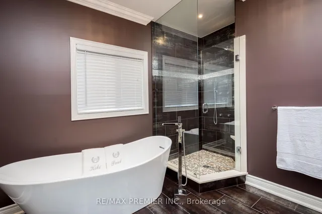 Additional image 17 of 38 Pappain Cres