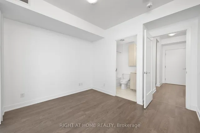 Additional image 7 of 70 Annie Craig Dr Unit 807