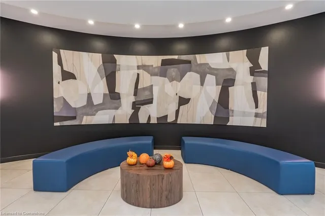 Additional image 6 of 215 Queen St Unit 102