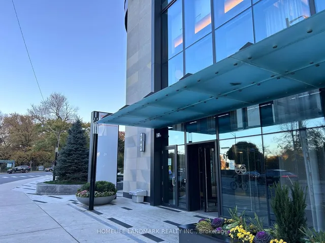 Primary image of 585 Bloor St Unit 1122