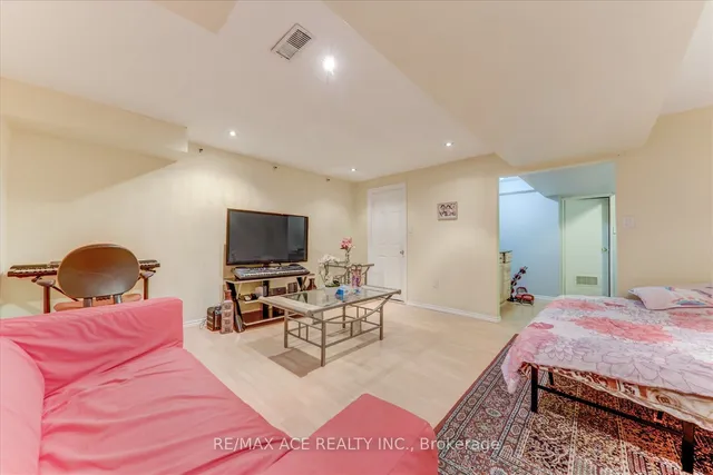 Additional image 29 of 112 Pinery Tr