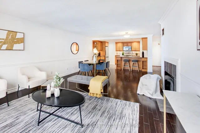 Additional image 18 of 633 Bay St Unit 2005