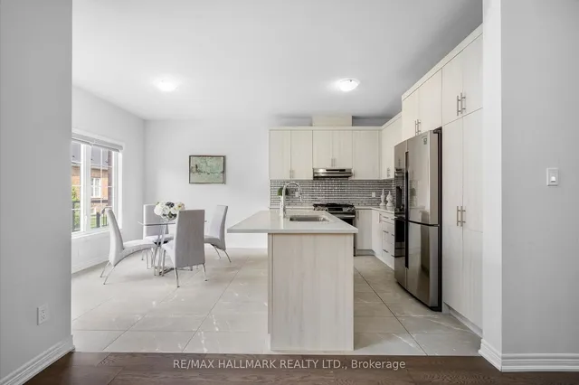 Additional image 13 of 13 Tea Rose Rd