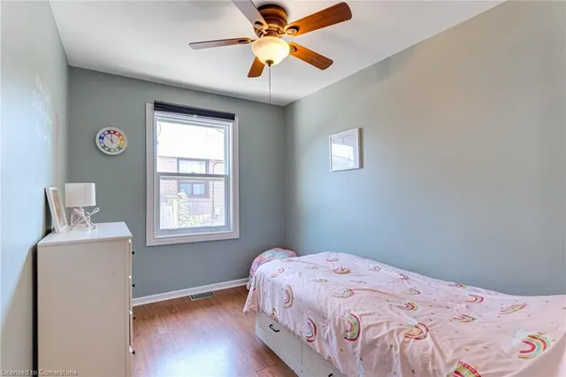 Additional image 28 of 108 Corby Cres