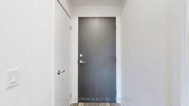 Additional image 30 of 250 Lawrence Ave Unit 501