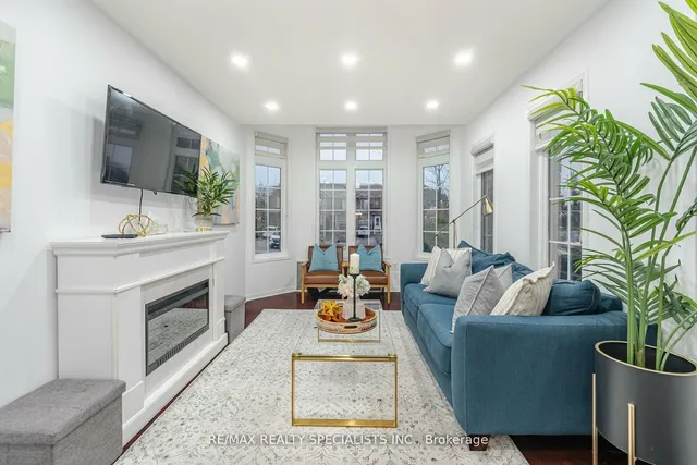 Additional image 8 of 76 Thunderbird Tr