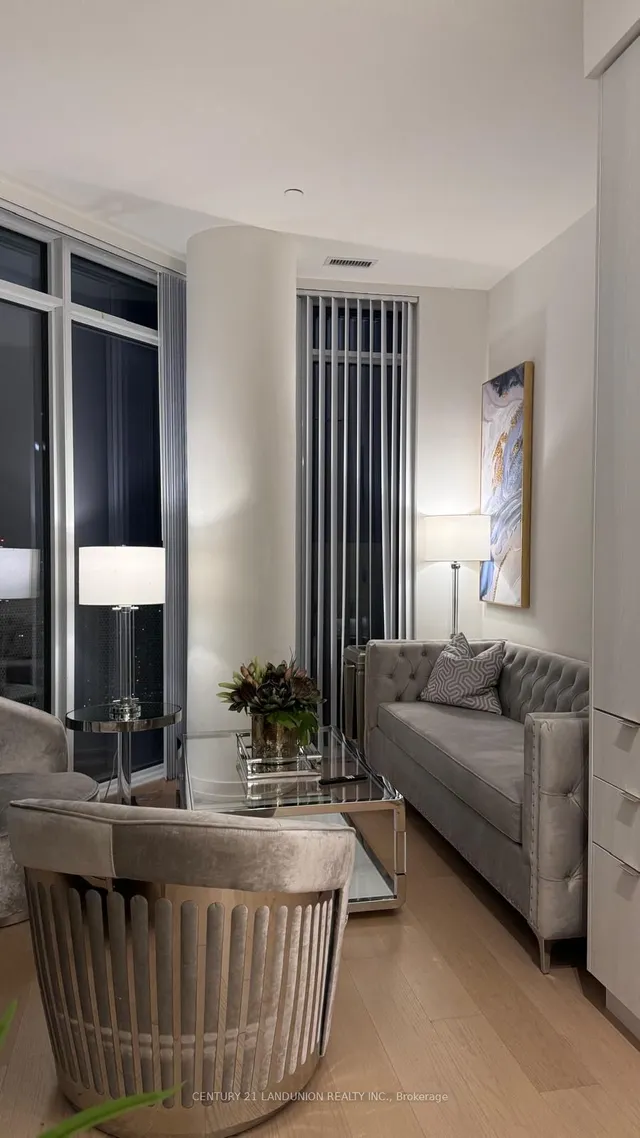 Additional image 18 of 138 Downes St Unit PH112