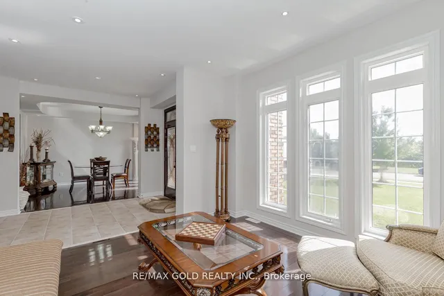 Additional image 7 of 71 Crocker Dr