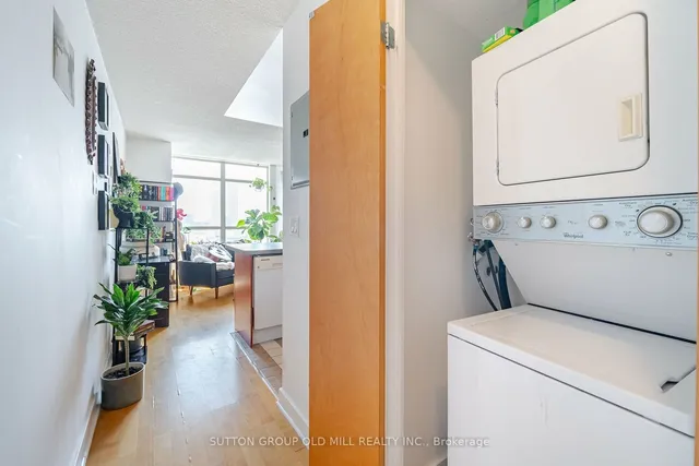 Additional image 23 of 255 Richmond St Unit 1517