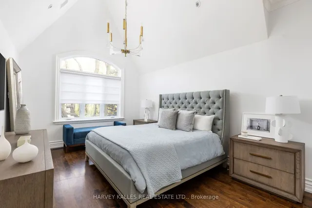 Additional image 21 of 165 Armour Blvd