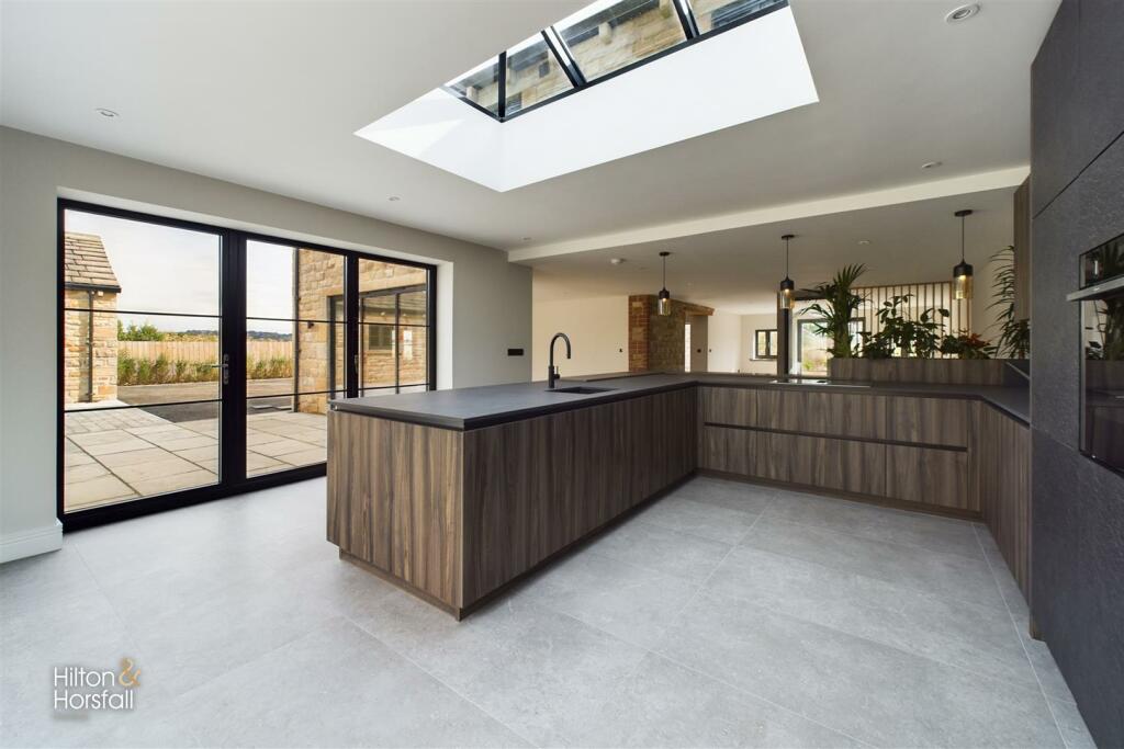 Additional image 16 of Rycroft Dairy, Wheatley Lane Road, Fence