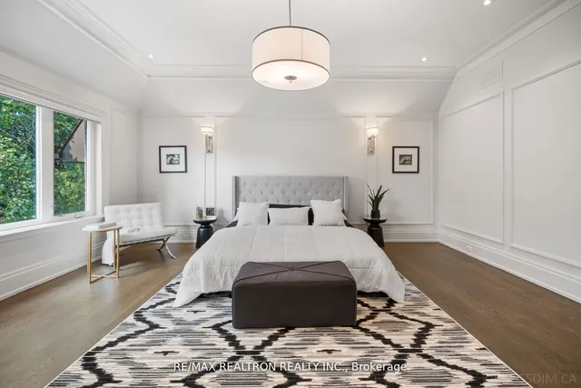 Additional image 21 of 12 Waring Crt