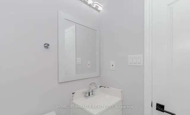 Additional image 37 of 62 Elgin Dr