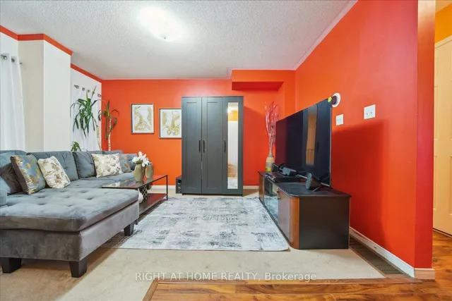 Additional image 32 of 163 Torbarrie Rd