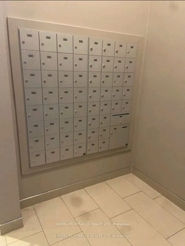 Additional image 21 of 50 Sky Harbour Dr Unit 310