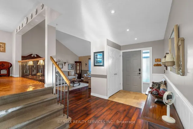 Additional image 21 of 107 Royal Palm Dr