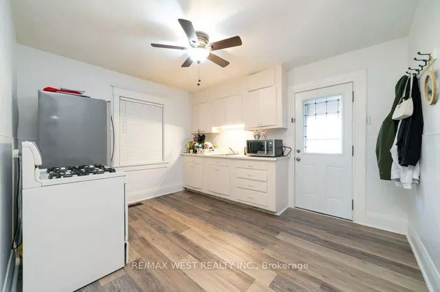 Additional image 14 of 3 Chambers Ave