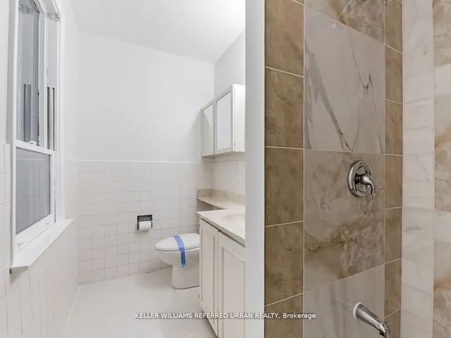 Additional image 20 of 15 York Valley Cres