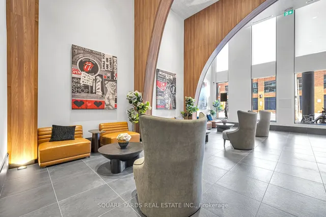 Additional image 2 of 270 Dufferin St Unit PH01