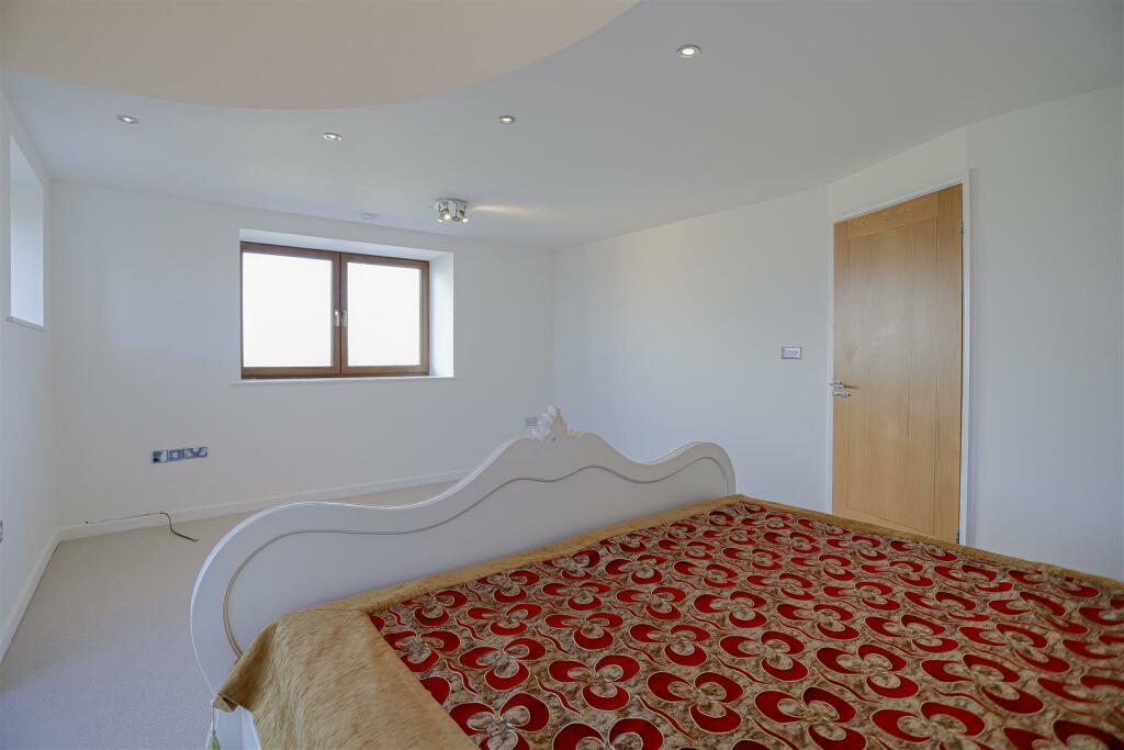 Additional image 24 of Glen View Road, Burnley