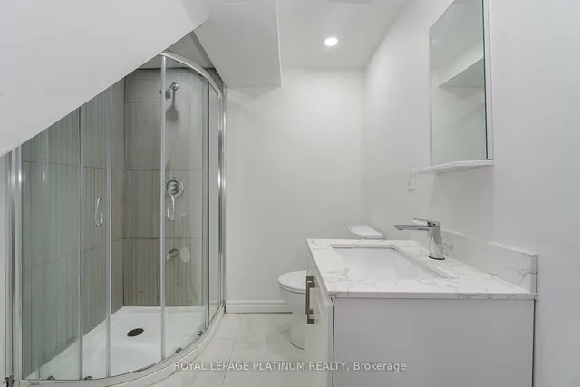 Additional image 28 of 3 Hollyhedge Crt